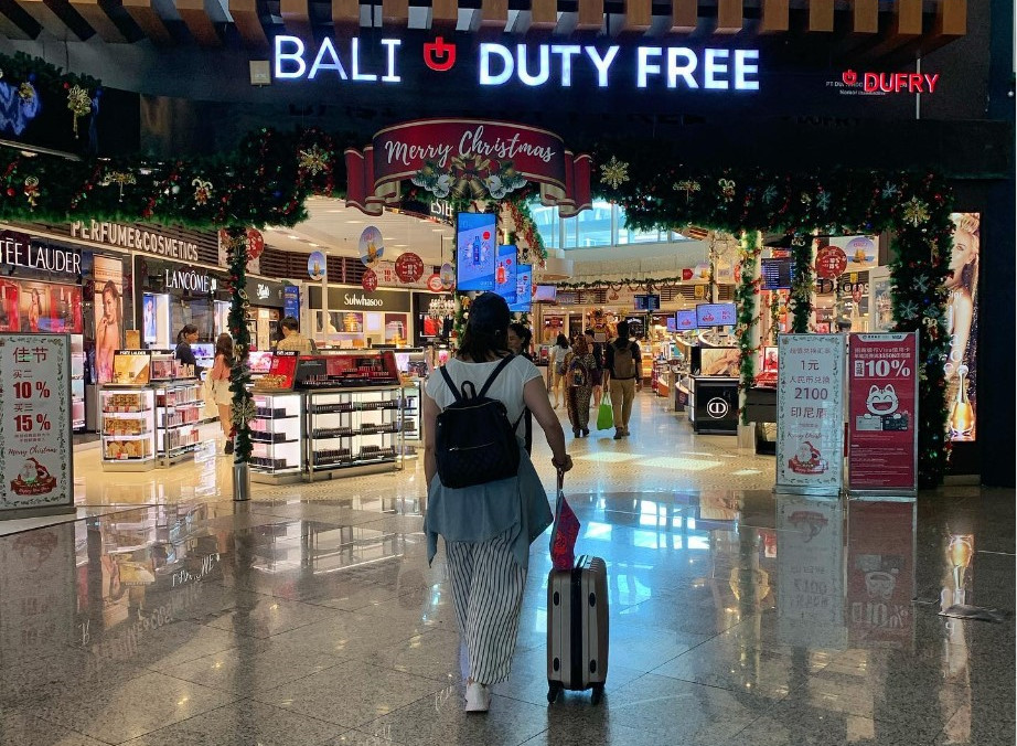 Airports' duty-free shops may offer designer bags at lower prices