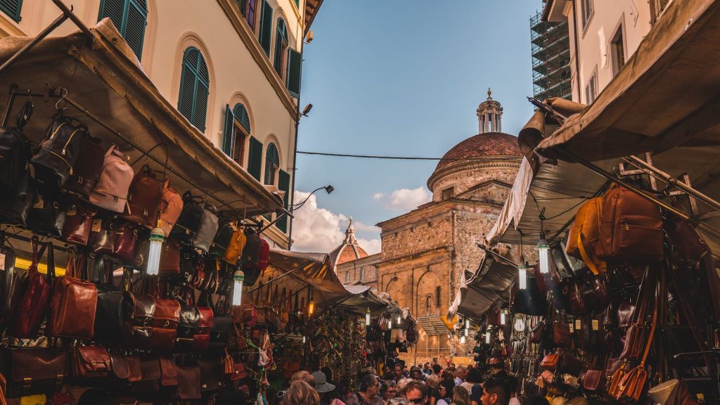 San Lorenzo Leather Market