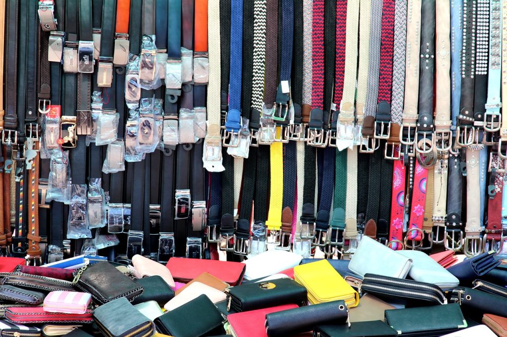 belt, was standing, market